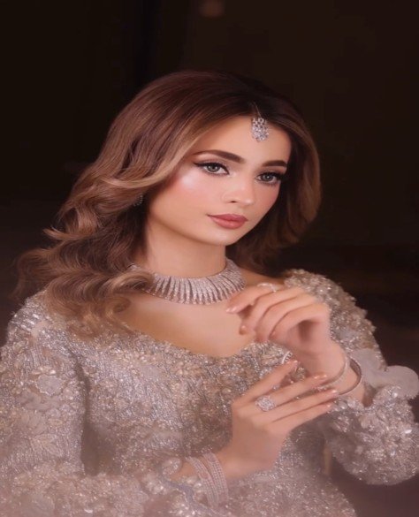 Engagement Makeup