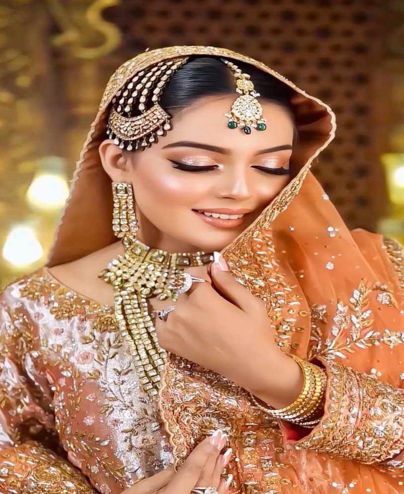 Pre Wedding Shoot Makeup