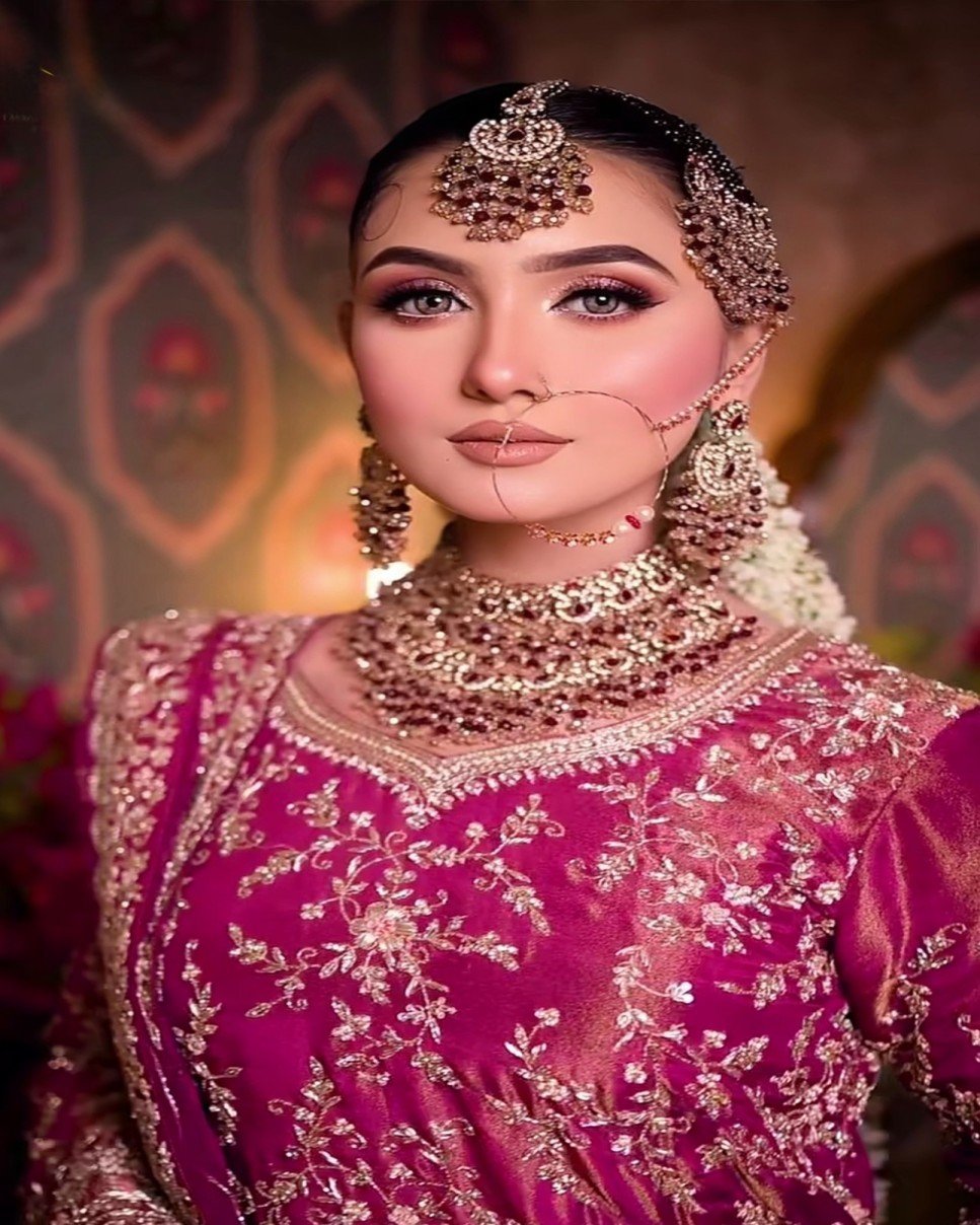 Pre Wedding Shoot Makeup
